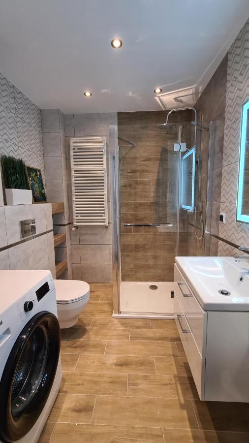Oświęcim Apartament Deluxe 3 מראה חיצוני תמונה